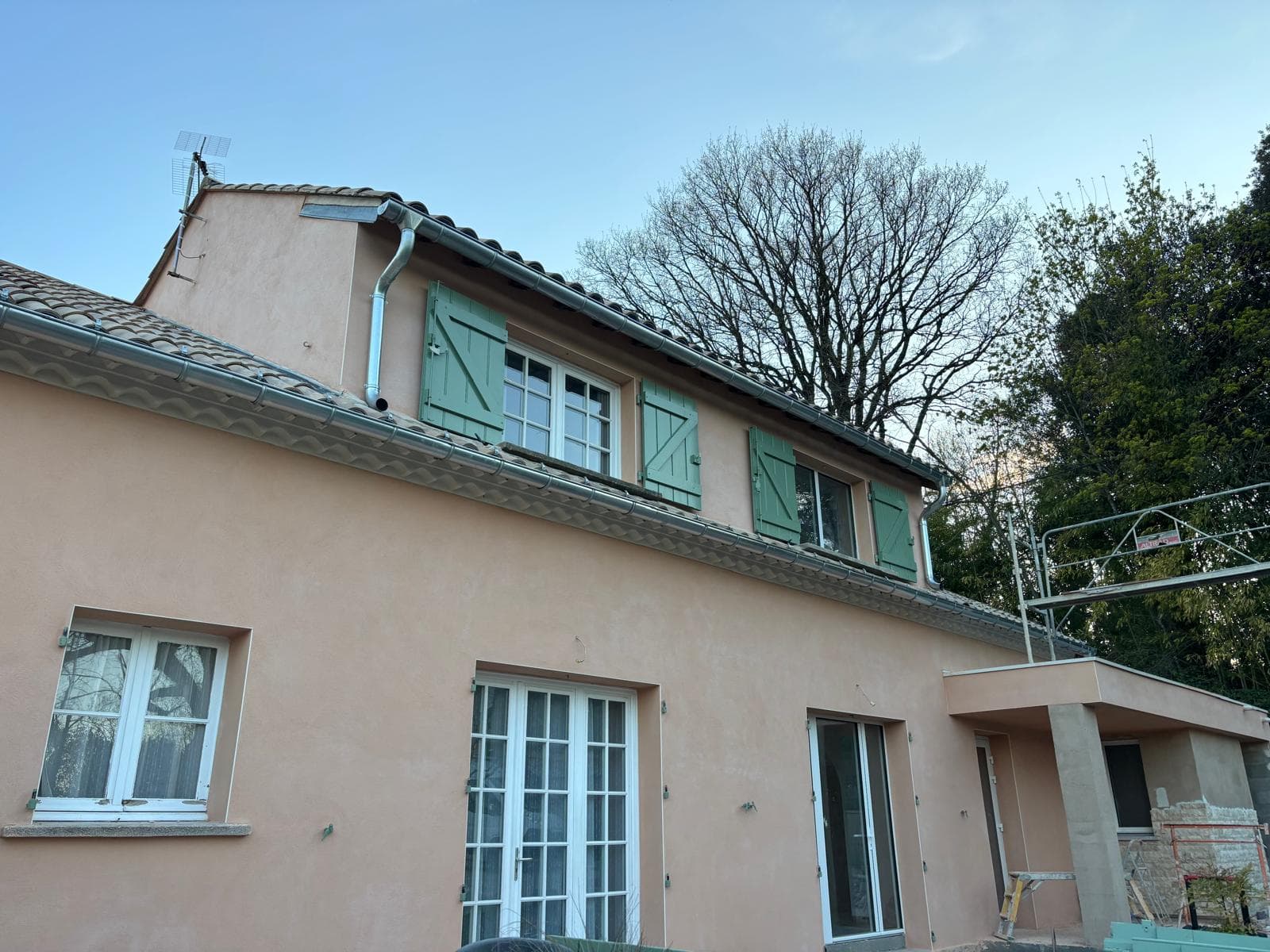Gouttières zinc demi-ronde